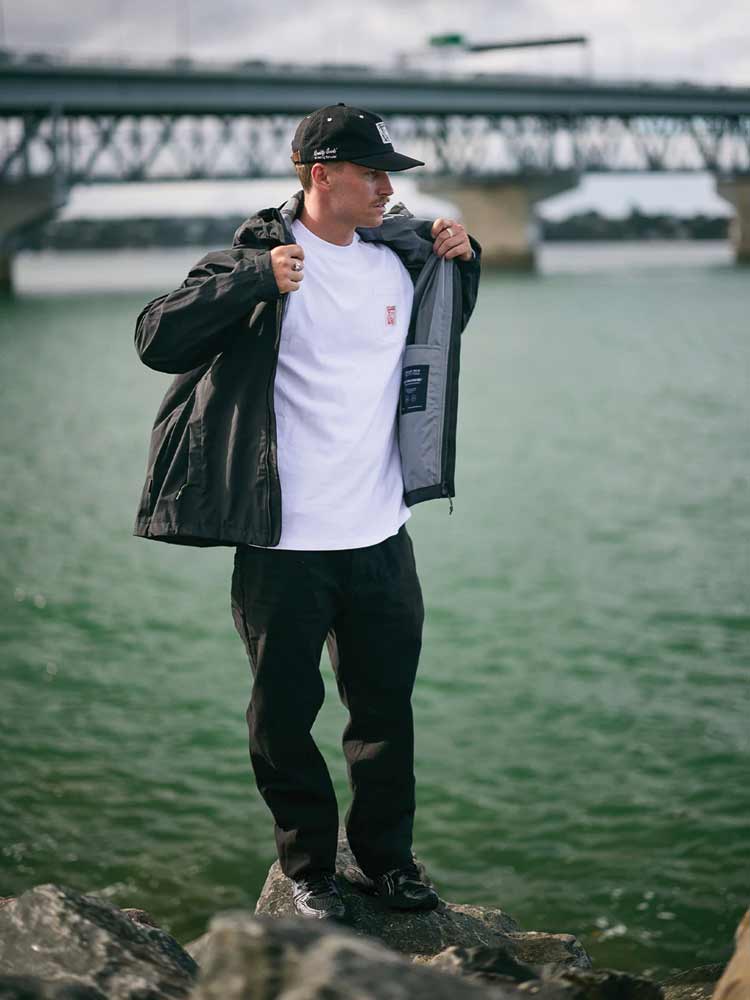 Cascade Shell Jacket - Image 3