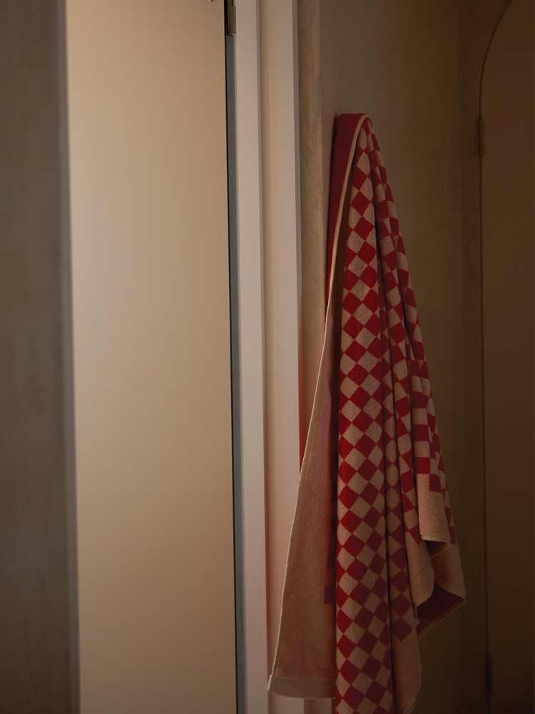 Roman Pool Towel Paloma - Image 4